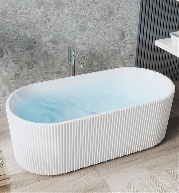 Luxe Freestanding Bath