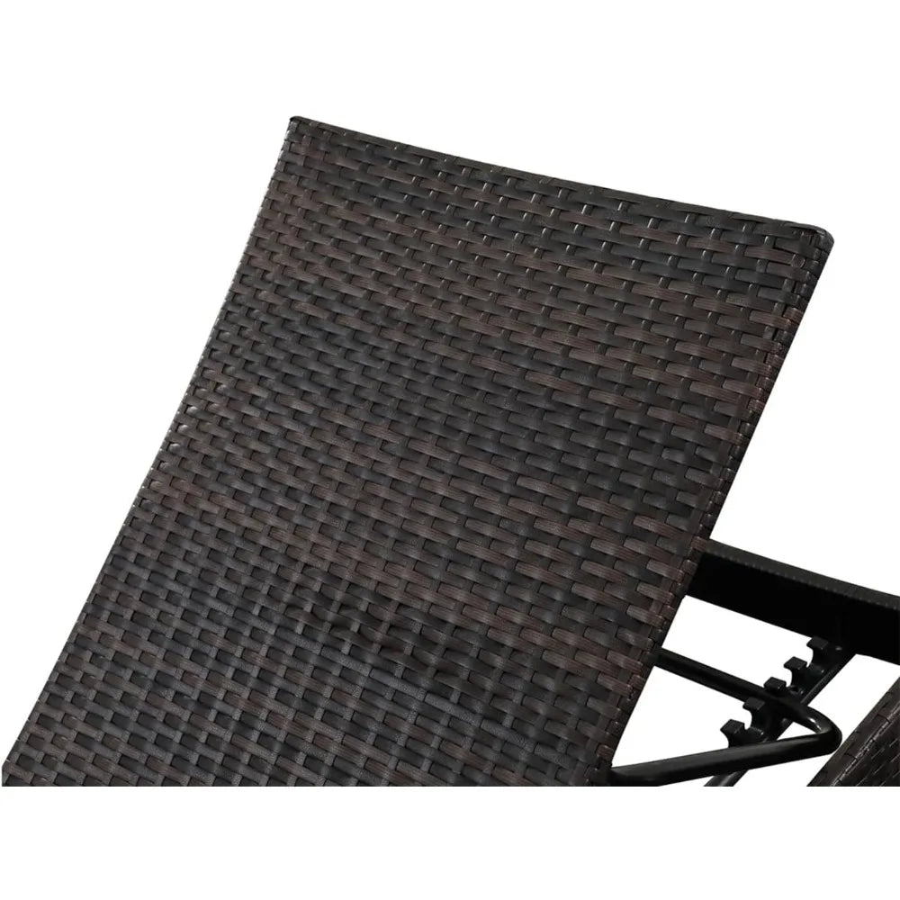 Wicker Chaise Lounge Chairs