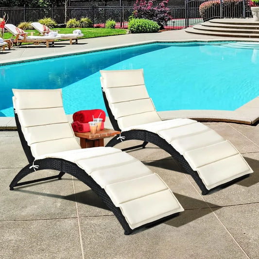 Wicker Pool Lounger with Cushion