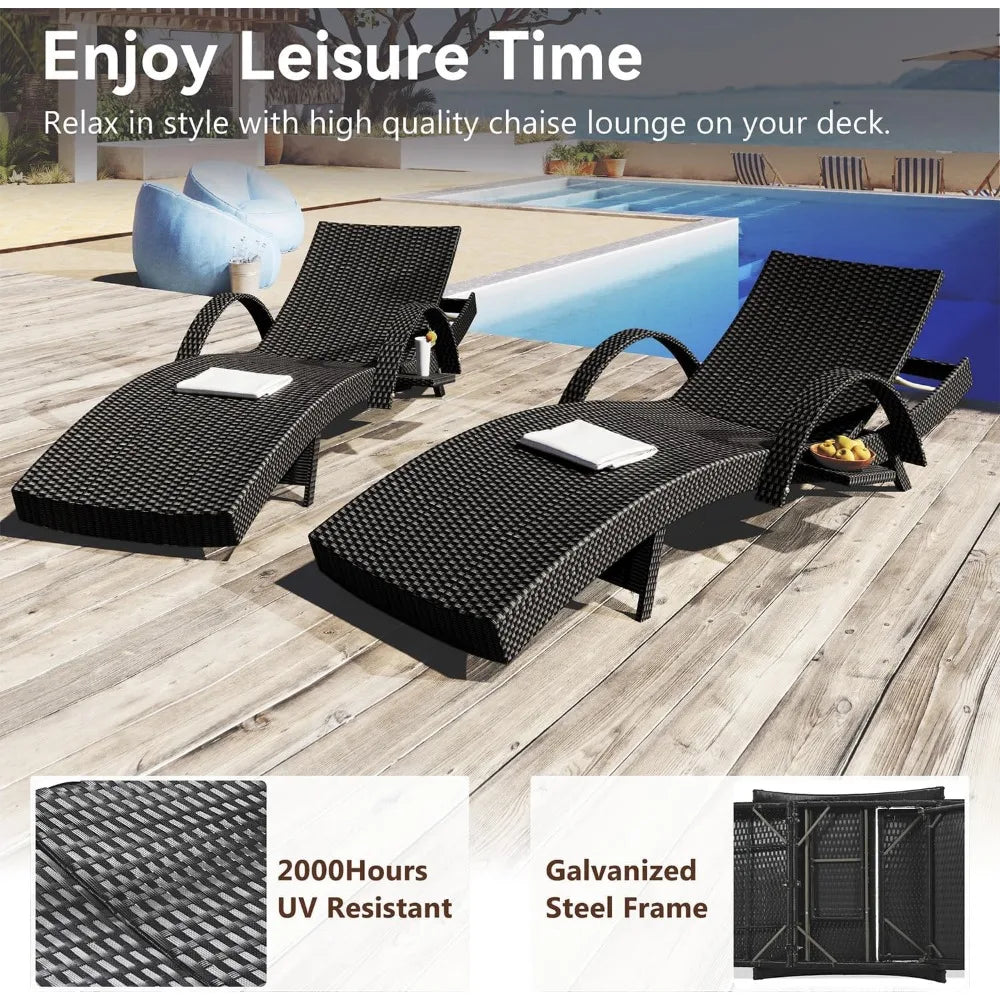 Wicker Chaise Lounge Chairs