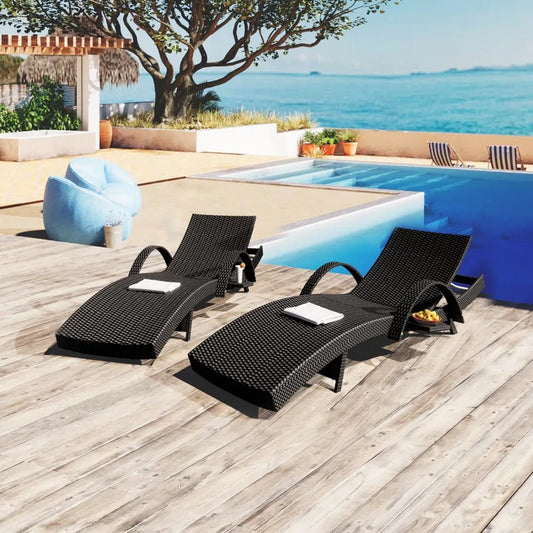 Wicker Chaise Lounge Chairs