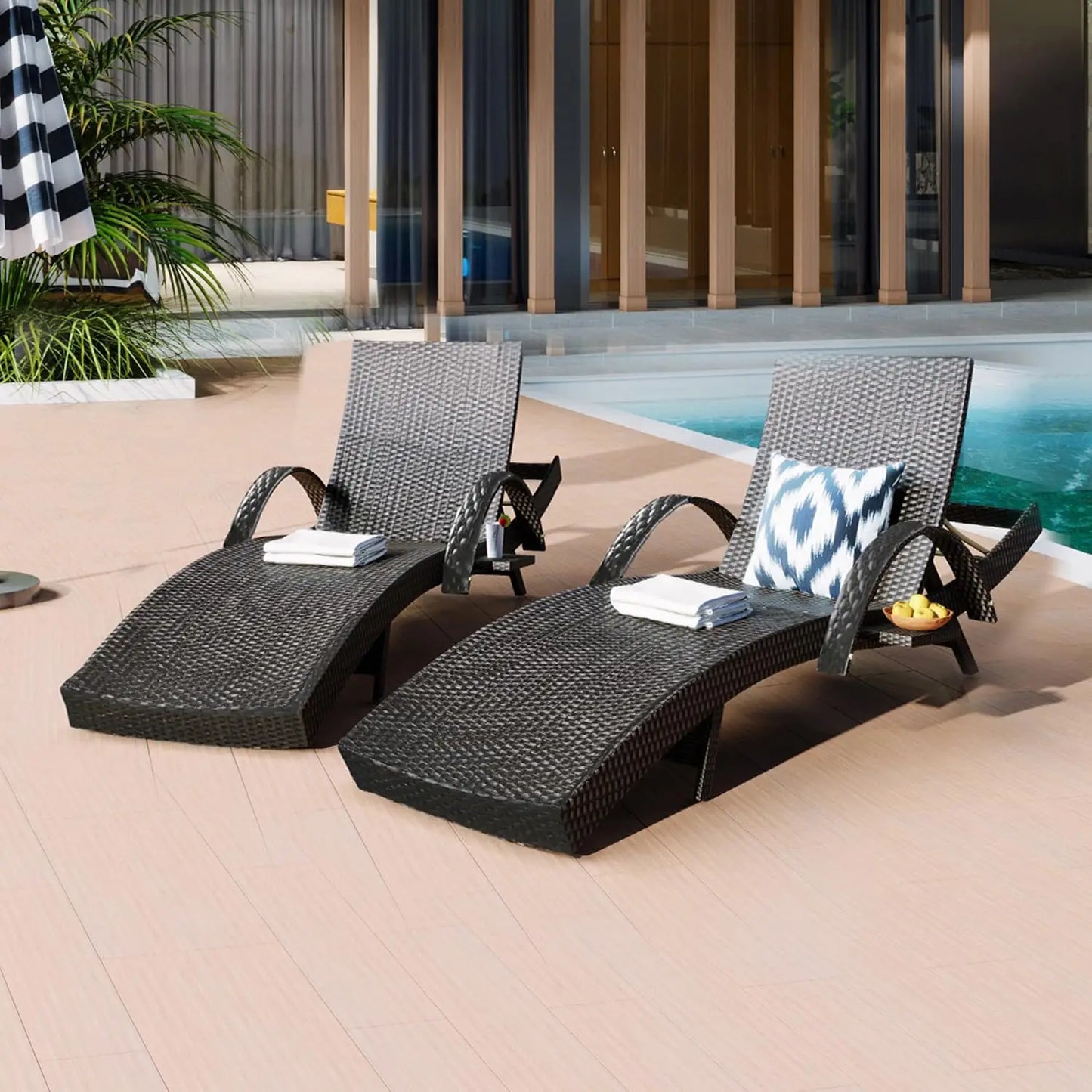 Wicker Chaise Lounge Chairs
