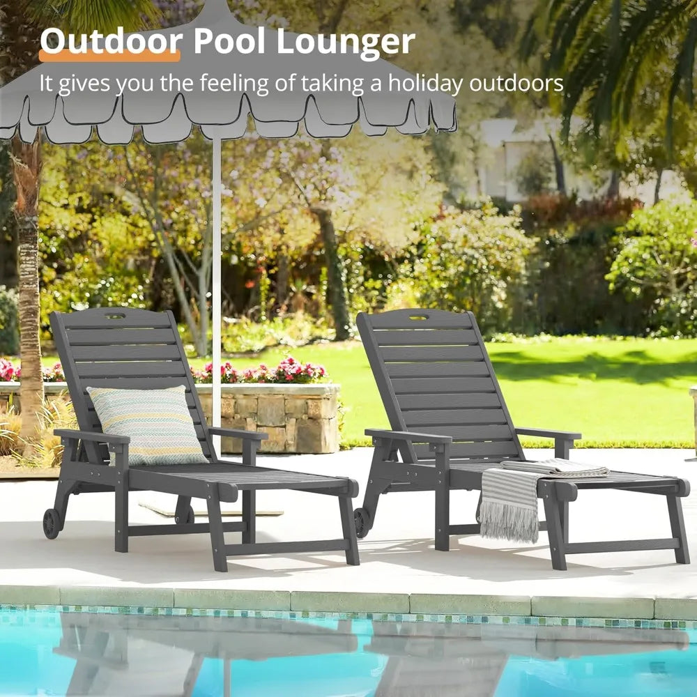 Wood Chaise Lounger with Wheels