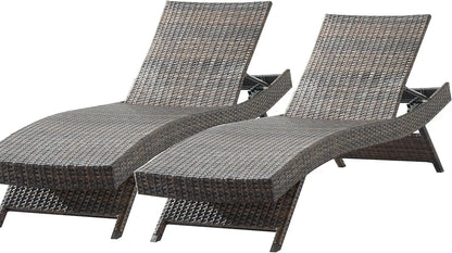 Wicker Chaise Lounge Chairs