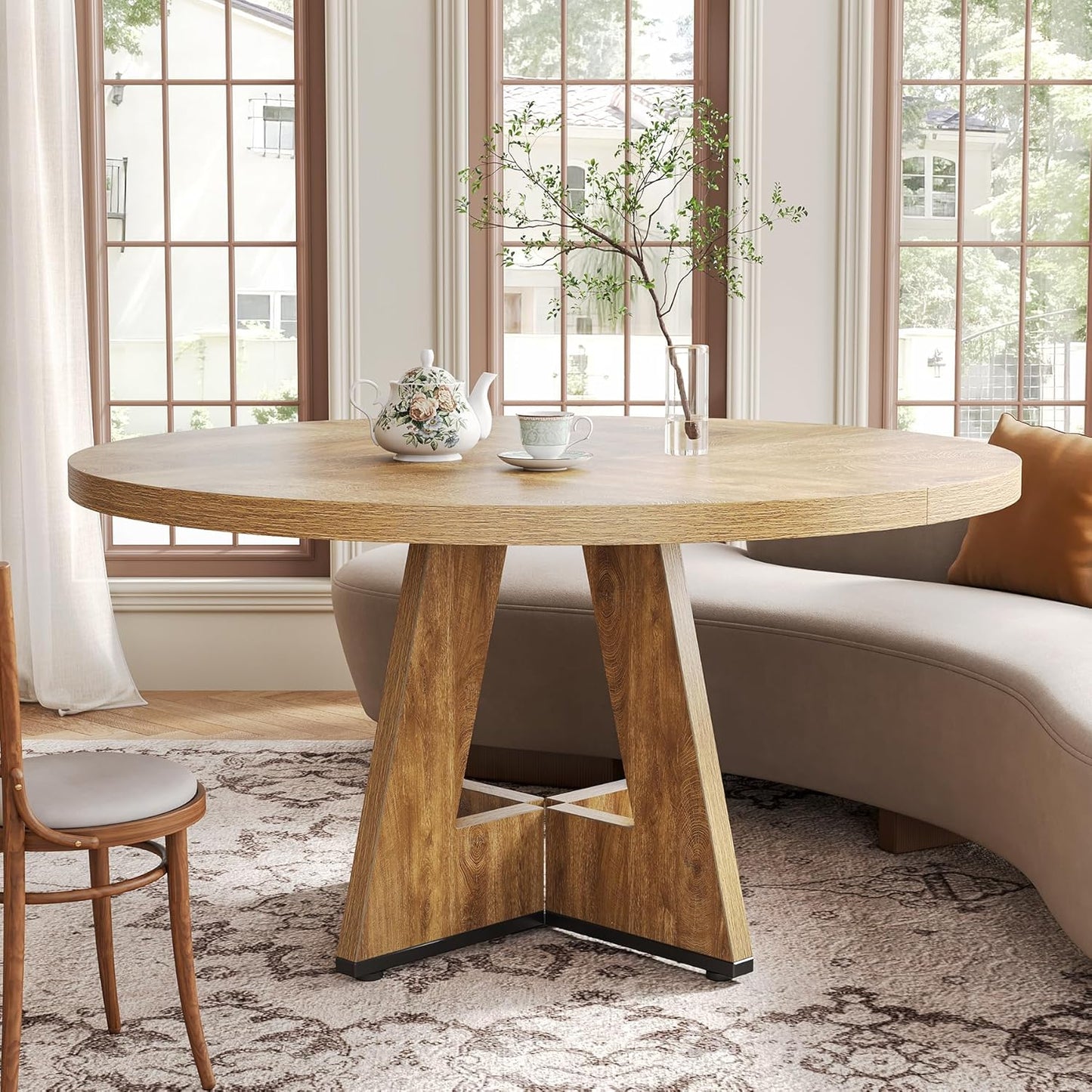 Brighton 47" Round Pedestal Dining Table
