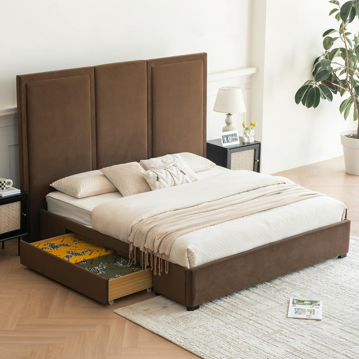 Modern Simplicity Linen Bed with Storage