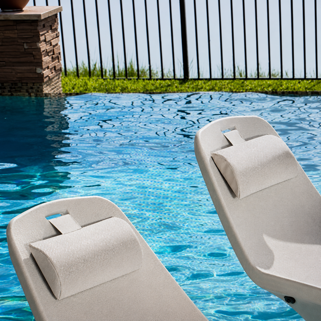 Lagoon Luxe™ Pool Lounger Set